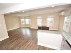 Ferry St Apt,easton, Flat For Rent