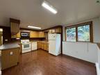 Th Ave Unit B, Fairbanks, Home For Rent