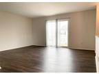 Charleston Dr, Clinton Township, Condo For Rent