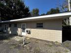 Shadoway Dr Apt B, East Peoria, Flat For Rent