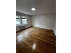Lynn St Apt,malden, Flat For Rent