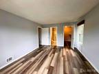 Danbury Ln, East Brunswick, Condo For Rent
