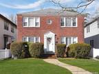 Evergreen Ave, Lynbrook, Flat For Rent
