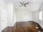 Ashwood Rd Unit B, Port Washington, Home For Rent