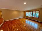 Ann Dr, Syosset, Home For Rent