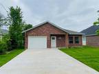 1804 Cleveland Greenville Texas 75401