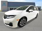 2025 Honda Odyssey White, new