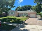 Edna Dr, Syosset, Home For Rent