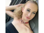 petiteblondegirl