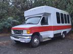 2004 Ford E-350SD Standard Cutaway