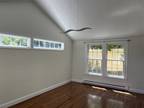 Sherwood Rd, Medford, Home For Rent