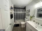 Chestnut St Unit,cherry Hill, Flat For Rent