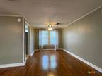 Refugio Hwy, Victoria, Home For Rent
