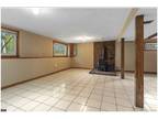 River St, Billerica, Home For Rent