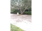 Louisiana Ave, Sebastian, Flat For Rent