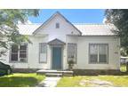 Nw St Ave Apt A, Mulberry, Home For Rent