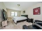E Broadway Apt D, Hewlett, Property For Rent