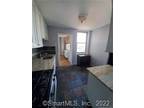 Glenbrook Rd Apt A, Stamford, Condo For Rent