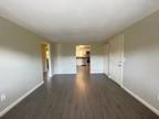 Maple Crest Cir Apt E, Holyoke, Condo For Rent