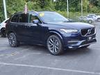 2017 Volvo XC90 T6 Momentum