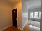 W Lunt Ave Apt W, Chicago, Home For Rent