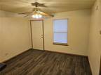 Sadie Ln, Centerton, Flat For Rent