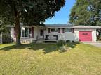 7 Albert St - 3 Bedrooms, 1 Bathroom