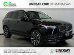 2021 Volvo XC90 T6 Momentum