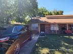 2000 Oakwood Court Arlington Texas 76012