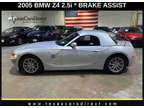 2005 BMW Z4 2.5i CONVERTIBLE/HARD TOP AND SOFT TOP/LOW MILES!