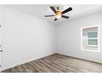 N Clarence Ave Apt,edinburg, Flat For Rent