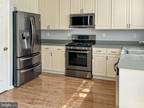 Riverfront Dr, Palmyra, Condo For Rent