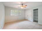 Howell St Apt A, Chapel Hill, Flat For Rent
