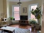 Beacon St Apt,brookline, Flat For Rent