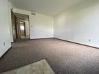 Nw Main St Unit,menomonee Falls, Home For Rent