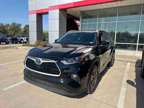 2023 Toyota Highlander Hybrid Bronze Edition FWD