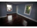 Home St Unit R, Beverly, Flat For Rent