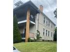 Idlewood Ave Unit,carnegie, Flat For Rent