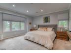 Burgess Ct, Westfield, Home For Rent