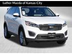 2018 Kia Sorento White, 94K miles