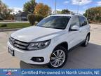 2016 Volkswagen Tiguan White, 52K miles