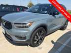 2022 Volvo XC40 R-Design