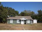 2438 US Highway 69 Denison Texas 75021