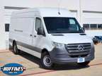 2022UsedMercedes-BenzUsedSprinterUsed2500 High Roof I4 Gas 170 RWD