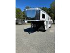 2019 Logan Coach Warmblood 2+1 GN w/Dress, 7'8"x6'10"