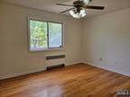 Robert St, Ridgewood, Home For Rent