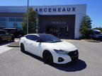 2023 Nissan Maxima White, 17K miles