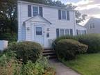 Bridgeport 2BR 1BA, Beautiful home with private yard close