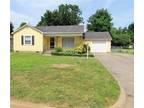 Maple Dr, Springdale, Home For Rent