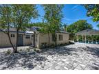 Radford Ave, North Hollywood, Condo For Rent